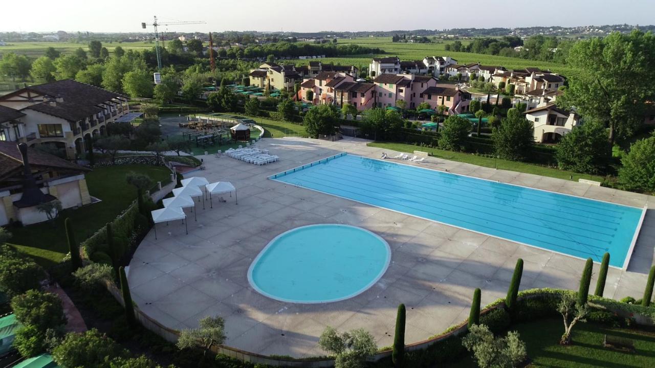 Holidays Garda Resort Village Peschiera del Garda Zewnętrze zdjęcie