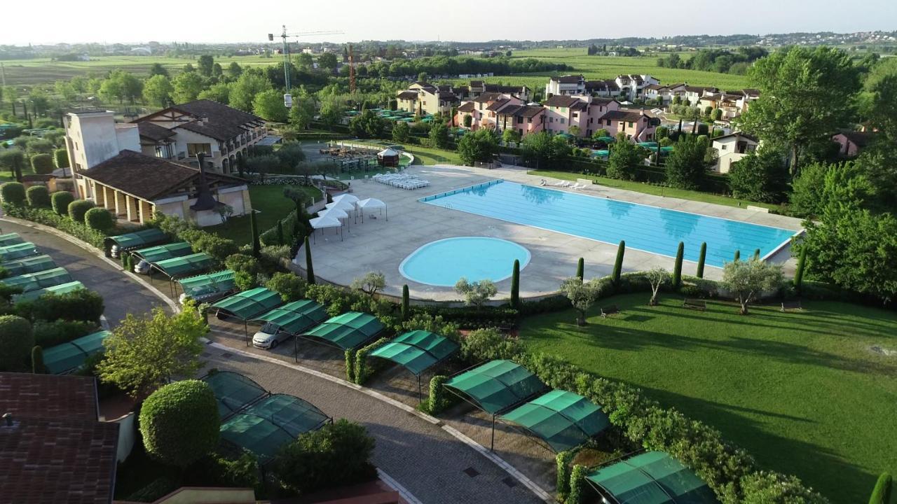 Holidays Garda Resort Village Peschiera del Garda Zewnętrze zdjęcie